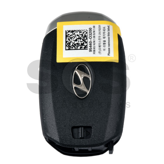 OEM Smart Key for Hyundai    Buttons:5 / Frequency:433MHz / Transponder:  ATMEL AES 6A   /Part No:   95430-O3200/ Keyless Go /  Automatic Start 