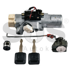 OEM Set Nissan    No remotes keys 