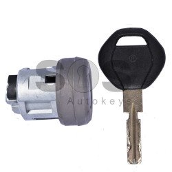 Ignition lock for BMW E39 with blade signature HU58